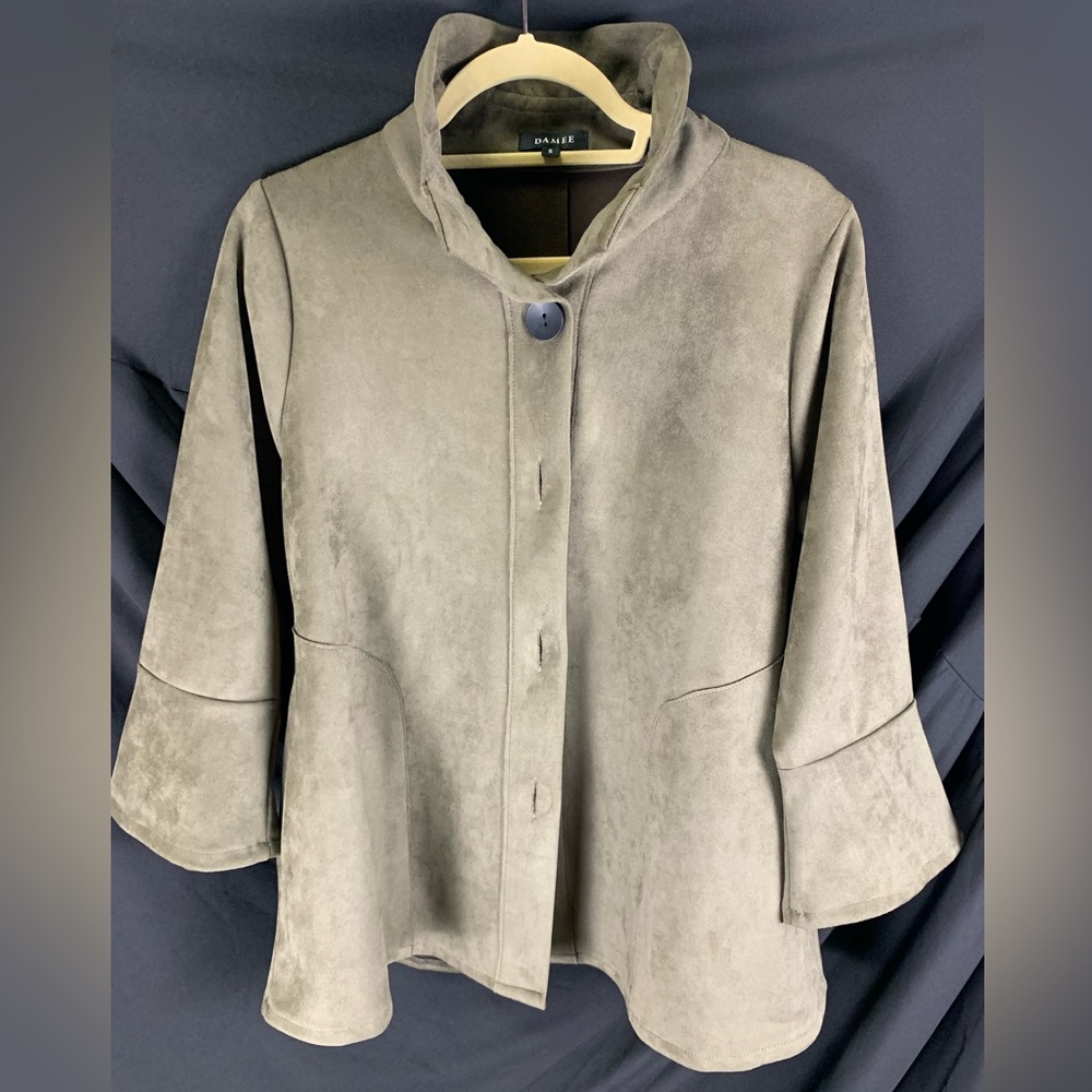 Damee Jacket